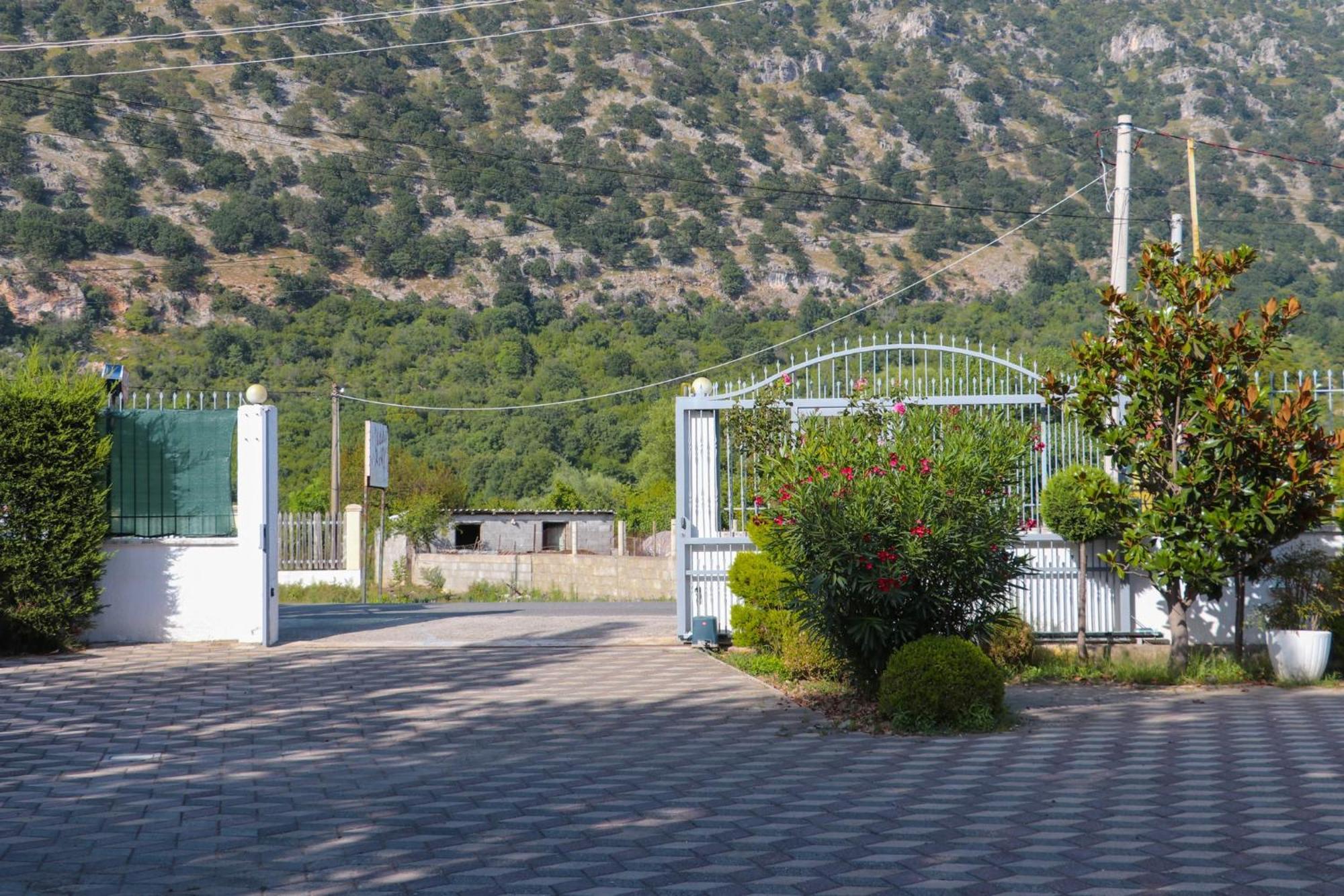 Hotel As Shkodra Exterior foto